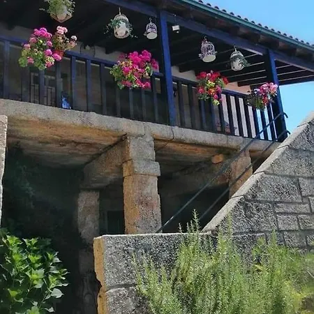 Affittacamere Casa Do Adro De Parada 3*