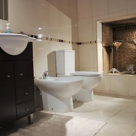 Casa Do Adro De Parada Affittacamere 3*