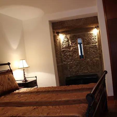 Casa Do Adro De Parada Maison d'hôtes