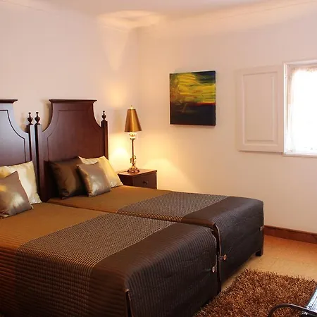 Casa Do Adro De Parada 3*