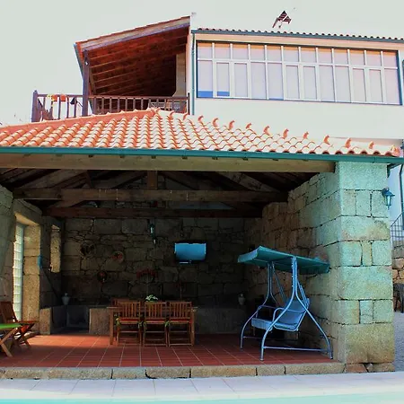 Affittacamere Casa Do Adro De Parada Parada de Pinhão