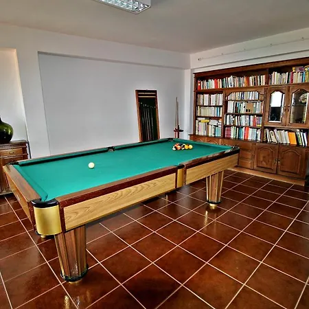 Casa Do Adro De Parada