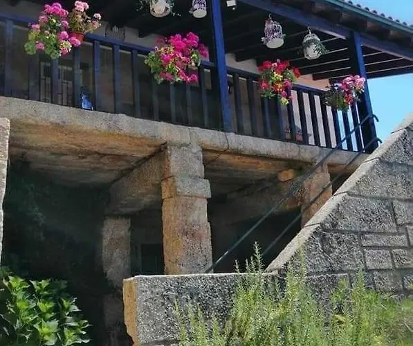 ゲストハウス Casa Do Adro De Parada 3*