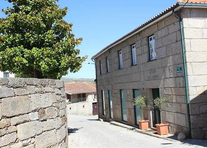 Casa Do Adro De Parada Maison d'hôtes Parada de Pinhão